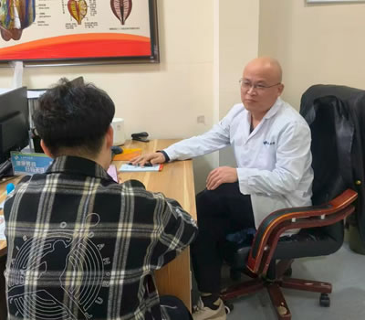 呼和浩特市|男科医师高朋磊：守护男性健康，专业男科诊疗